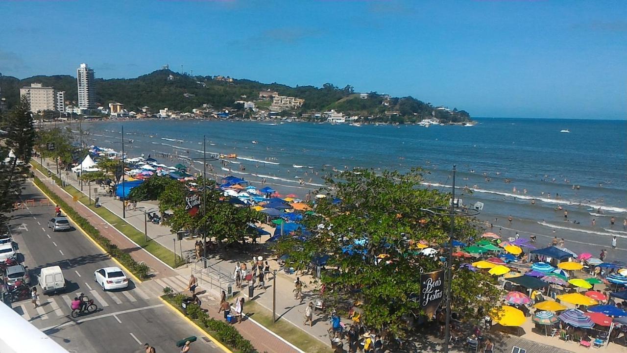 Apartamento De Cobertura Frente Para O Mar Итапема Экстерьер фото