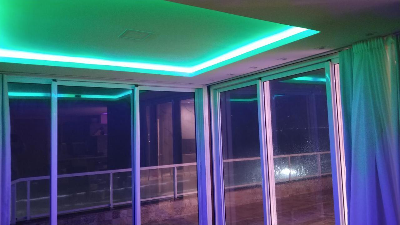 Apartamento De Cobertura Frente Para O Mar Итапема Экстерьер фото